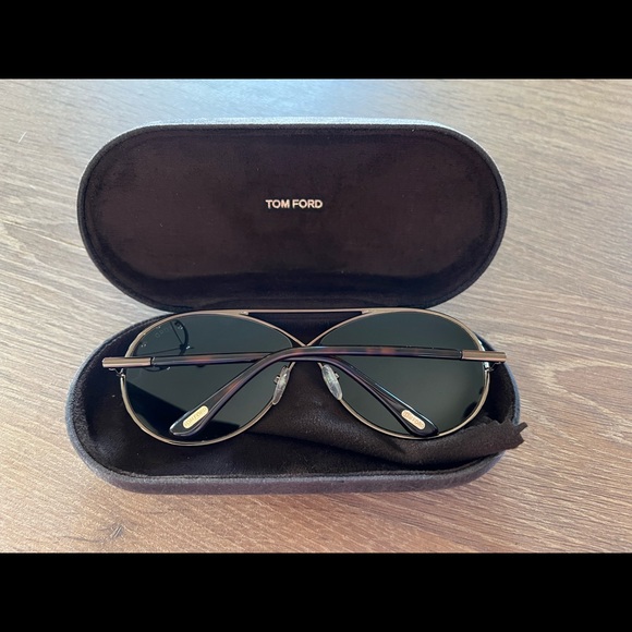 Tom Ford Bronze Aviators - Picture 4 of 8